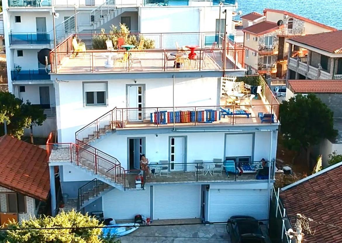 Apartments Apartmani Bojana Utjeha Exterior photo